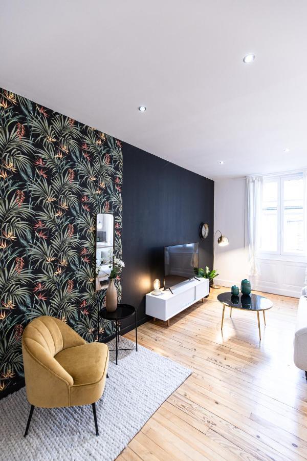 Le Cret - Place Jean Jaures Saint-Etienne  Ngoại thất bức ảnh